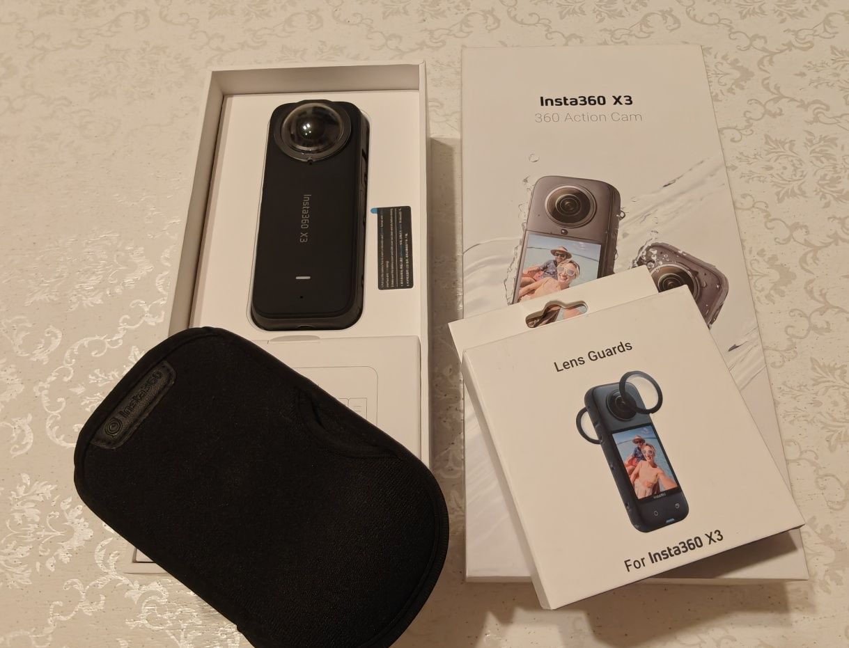 Insta360 X3 экшн камера