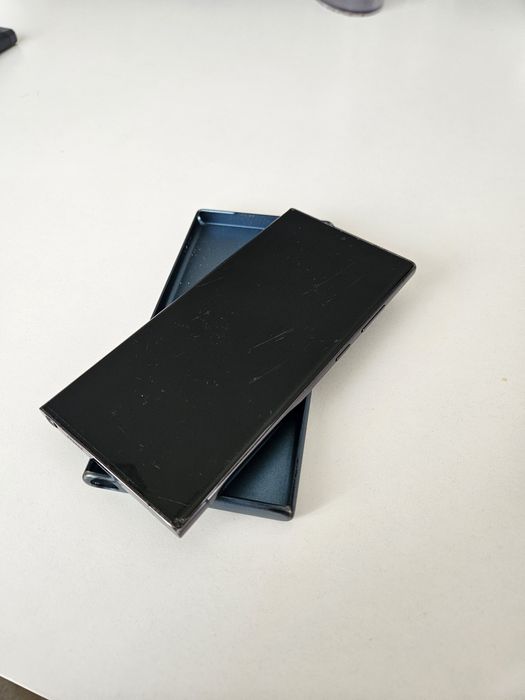 Vand Samsung S23 ultra 512 gb  12 gb ram