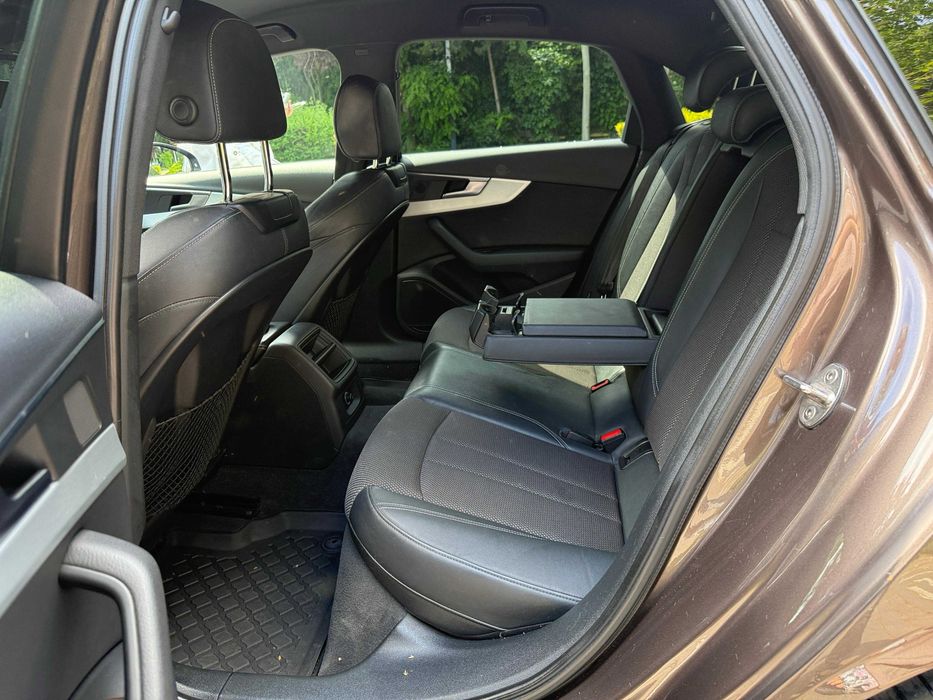 Audi A4 Limousine S-Line