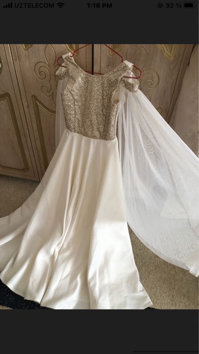 Вечернее платье, в отличном состоянии