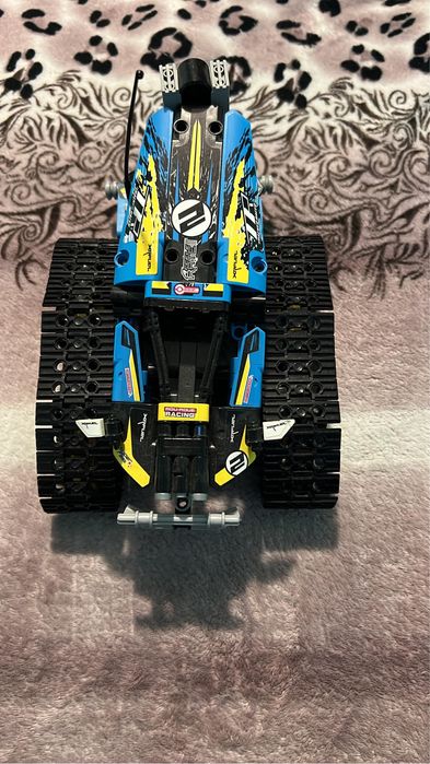 Lego-Mașinuță de cascadorii-42095