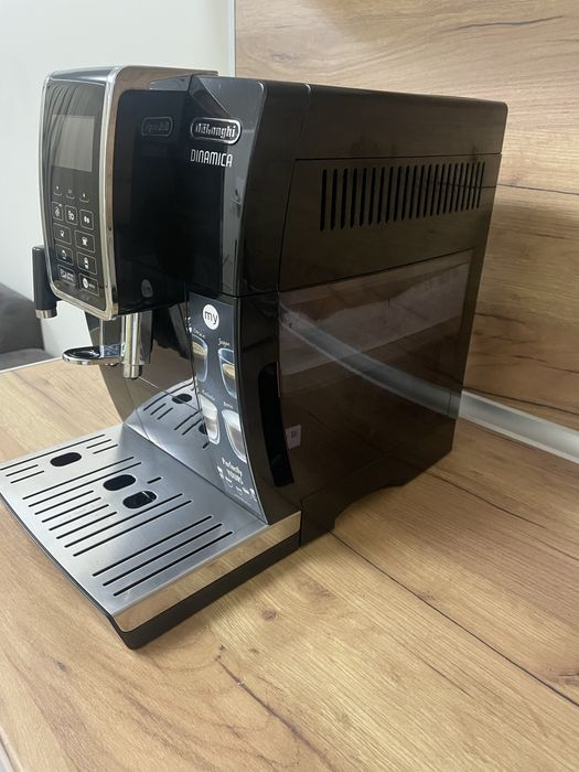 Кафеавтомат Delonghi Dinamica