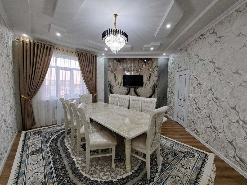 4х комнатная квартира 95кв/м, со всеми удобствами на районе Вокзала