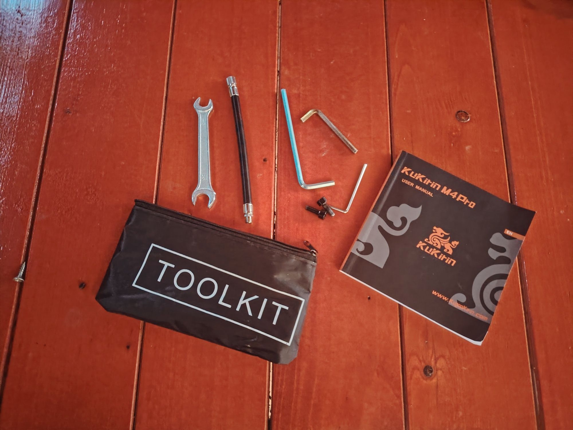 Trotinetă electrică KuKirin M4 Pro, încă in garanție cu șa