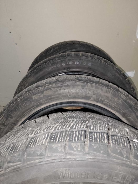 Резина  зимняя 195/55R16