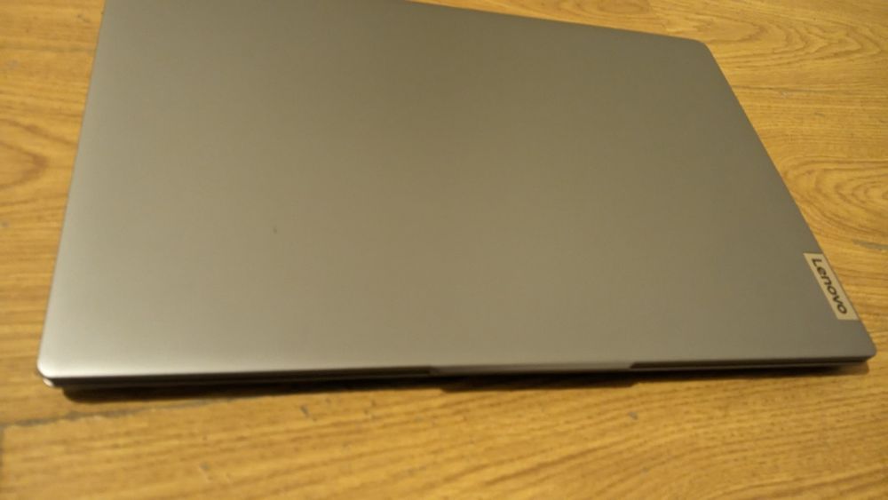 Лаптоп Lenovo IdeaPad Slim 3 Оставаща Гаранция до 2026 г