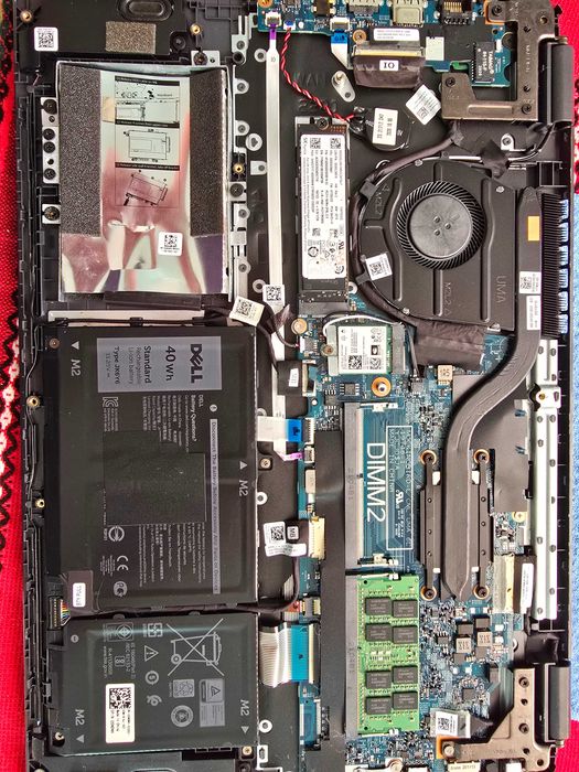 Dell Latitude 3510    i3-10110U