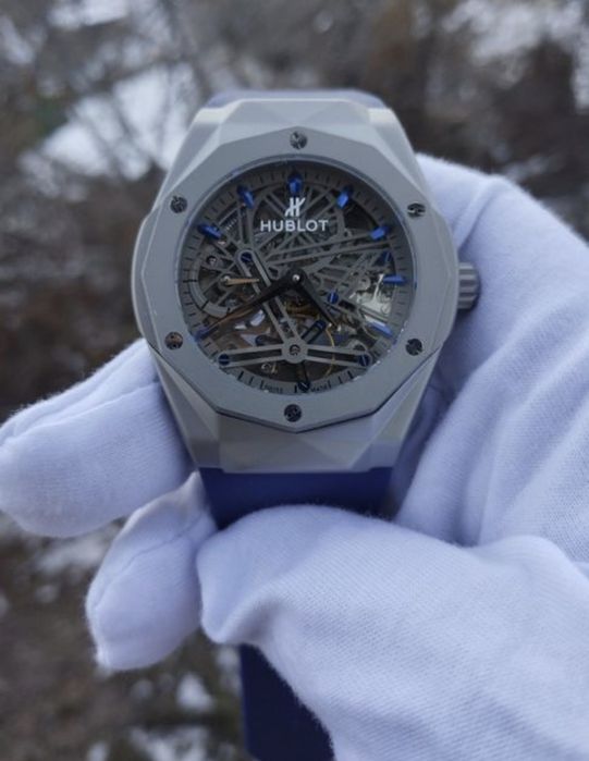 Часы Hublot новый