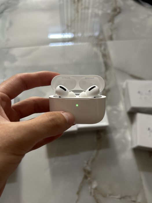 Casti AirPods Pro