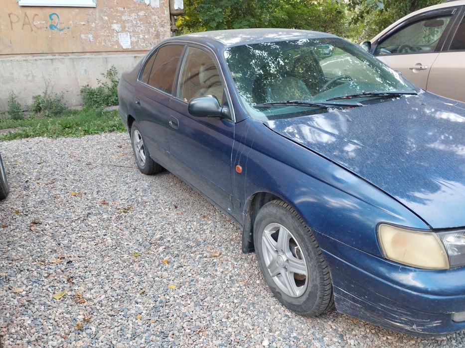 Продам Тойота Карина Е