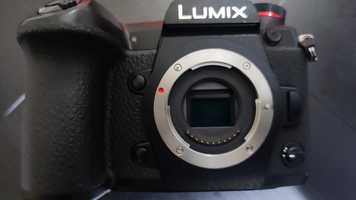 Mirrorless Panasonic Lumix DC-G9