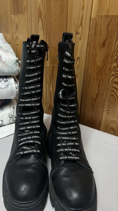 Зимние сапоги, очень теплые! В хорошем состоянии