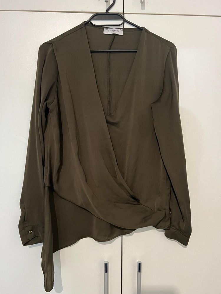 GIVENCHI оригинална дамска блуза size S