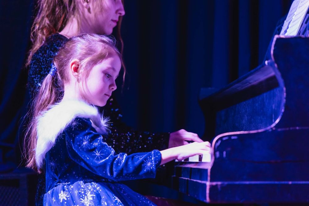 Уроци по пиано и солфеж