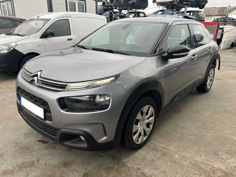 Citroen C4 Cactus 2019 Avariat 1.2 benzina 77.000km navi led