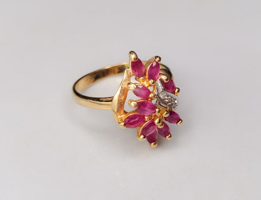 Inel din aur de 18K cu rubine naturale și diamante – mărimea 52/12