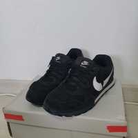 Nike runners md 2