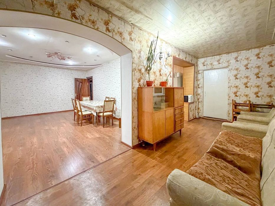 4/4/4 Буюк Ипак Йули,Максим Горький,Буз-Базар,Банковская,115 м2,кирпич