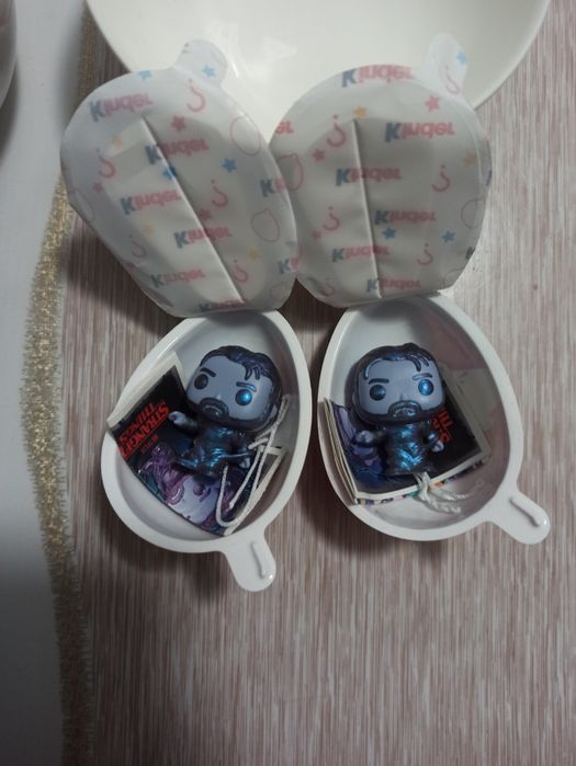 Киндер Очень странные дела