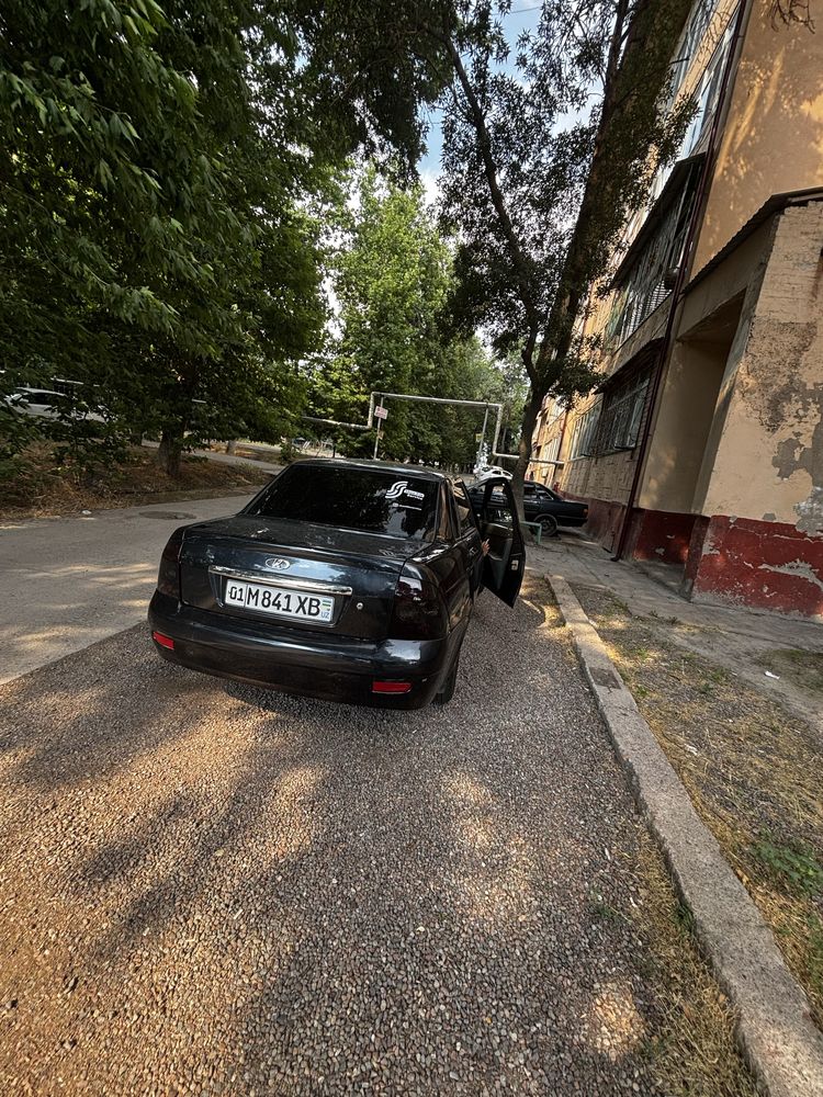 Продаётся приора 1.6