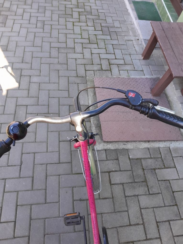 Vând bicicletă de damă , în stare.foarte bună, .