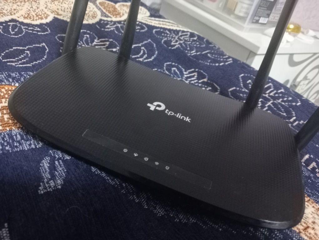 VDSL/ADSL Модем/Роутер, TP-Link Archer VR300, 4 порта + Wi-Fi, 867 Mbp