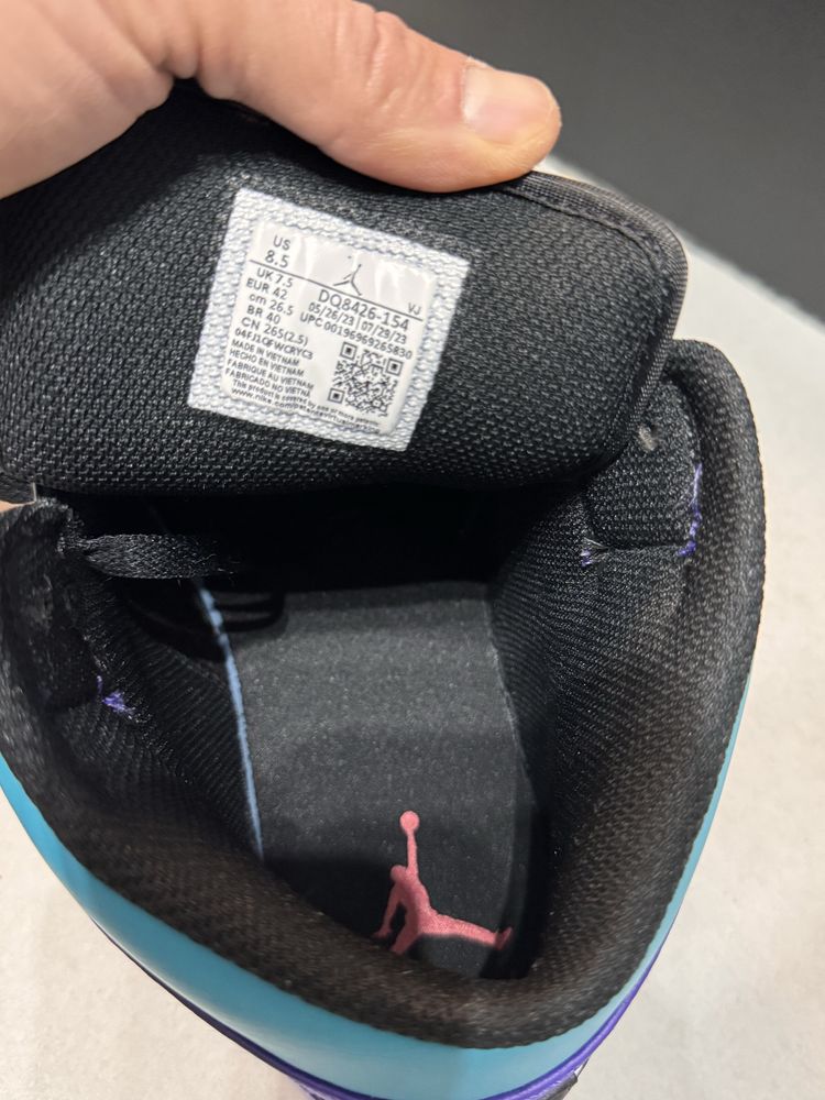 Air Jordan 1 Mid Teal Purple