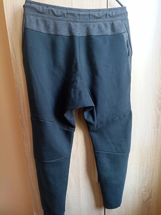 Nike Tech fleece долнища