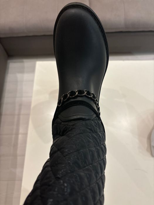 Ботуши Guess с верижка