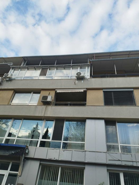 Дава се под наем Двустаен апартамент в Варна, Погреби - 73 кв.м за 510 € - Снимка #12