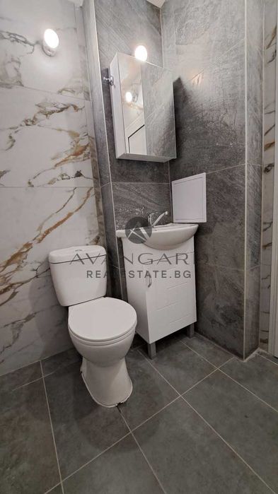 Продава се Многостаен апартамент в Пловдив, Център - 100 кв.м за 1989 €/кв.м - Снимка #7