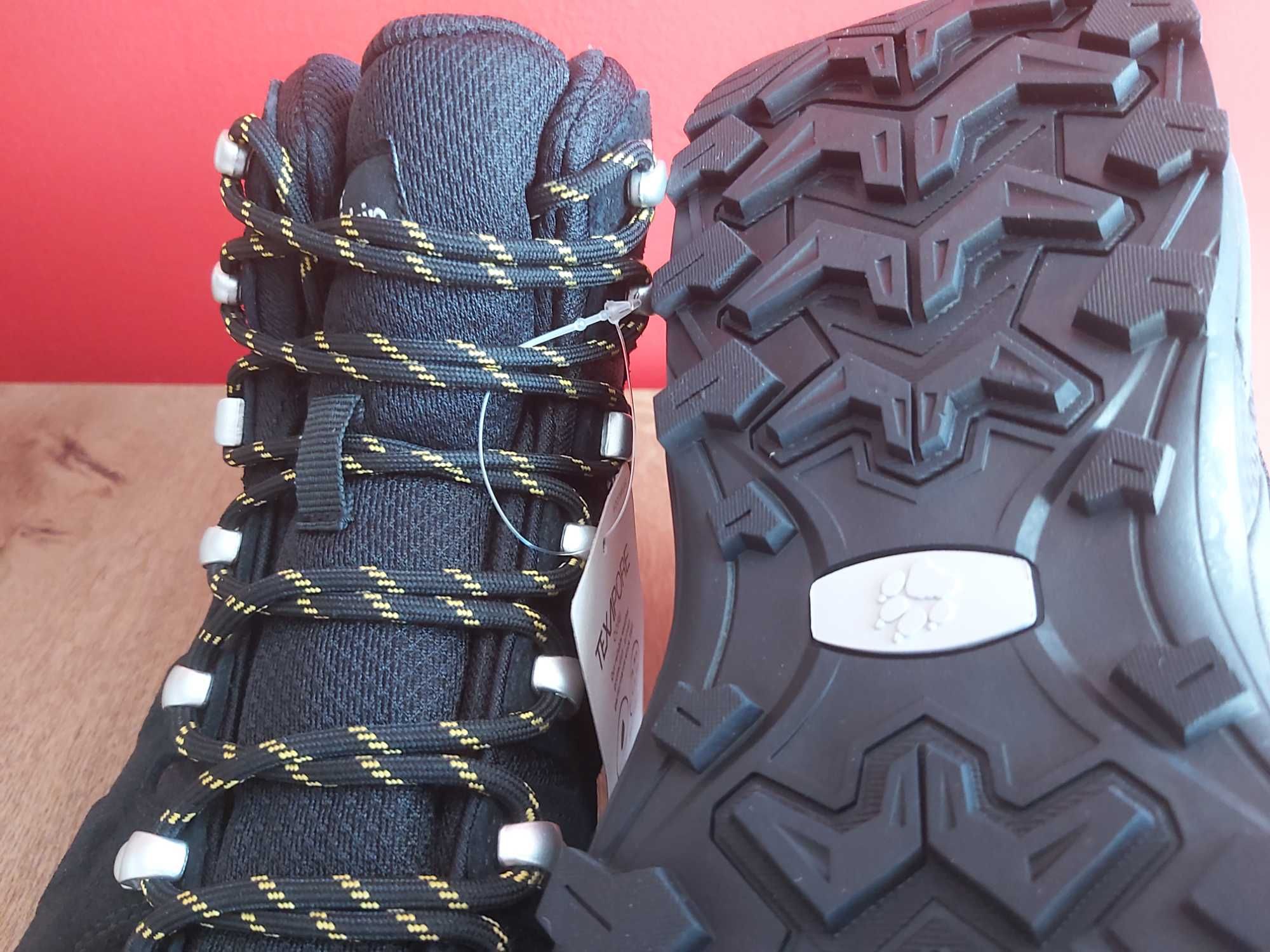 Чисто нови обувки Jack Wolfskin Refugio