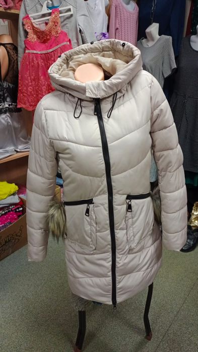 Женские пуховики