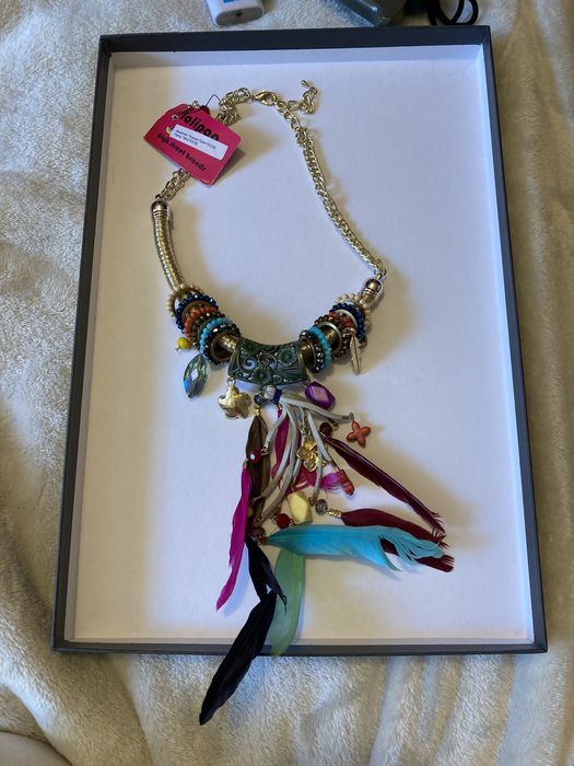 Нови бижута