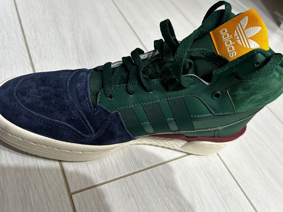 Продам кроссовки