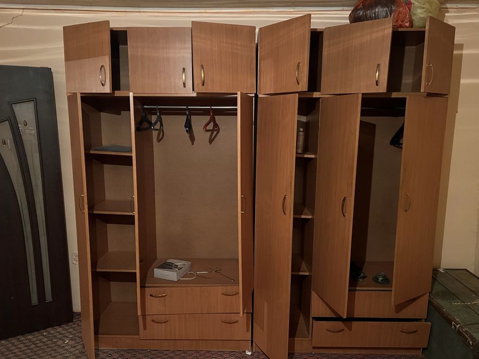 Продам срочна мебель