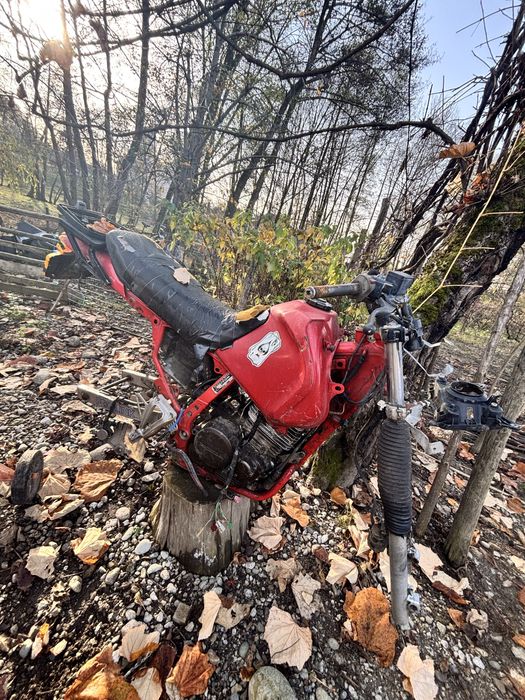 Piese Honda dominator