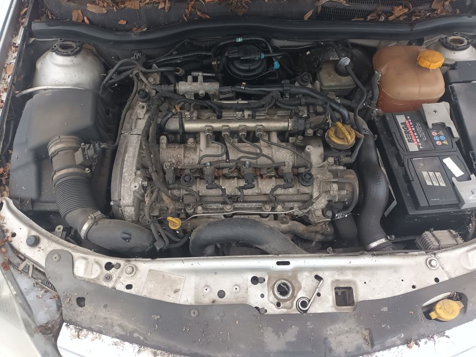 Опел Астра Х, Opel Astra H GTC 1.9 CDTI НА ЧАСТИ