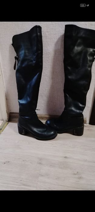 Продам сапожки в отличном состояние