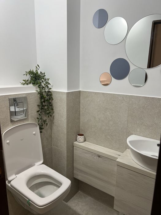 Inchiriez apartament
