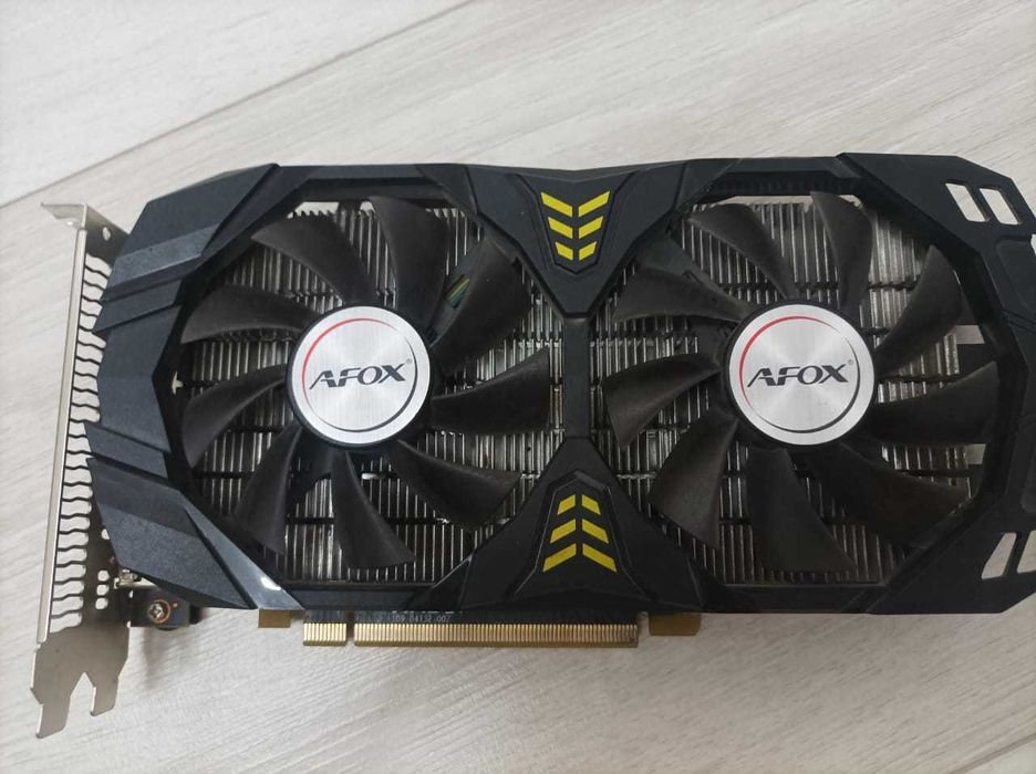 Продается видеокарта RX580 8 Гб