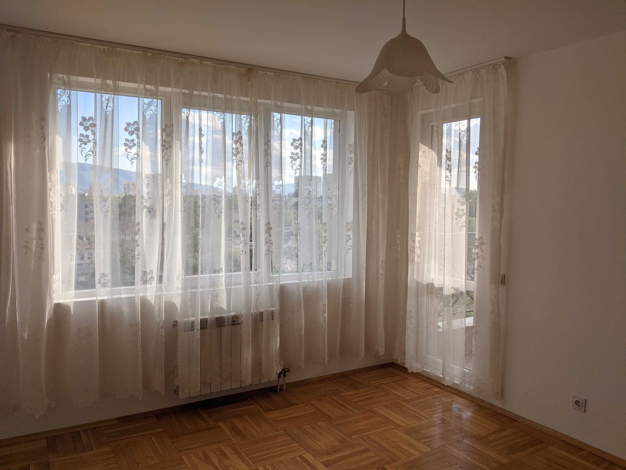 Дава се под наем Двустаен апартамент в София, Толстой - 67 кв.м за 600 € - Снимка #11