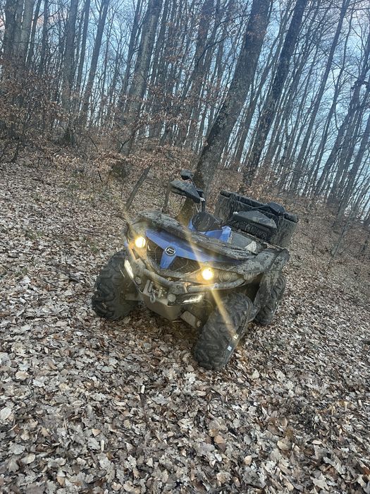 Vând atv cf moto 550L.