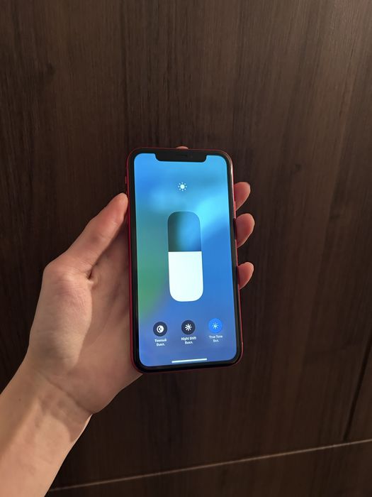 Продам Айфон XR 64gb 78%