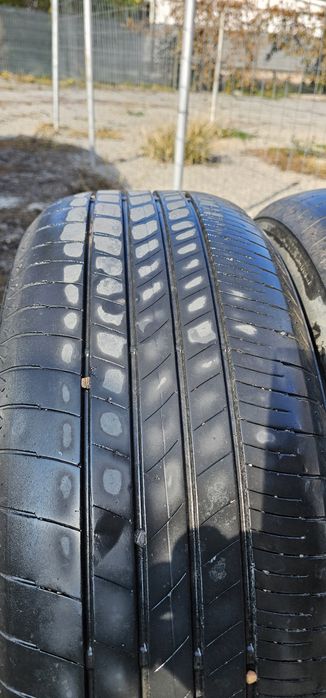 2бр. летни гуми Bridgestone 235/55 19