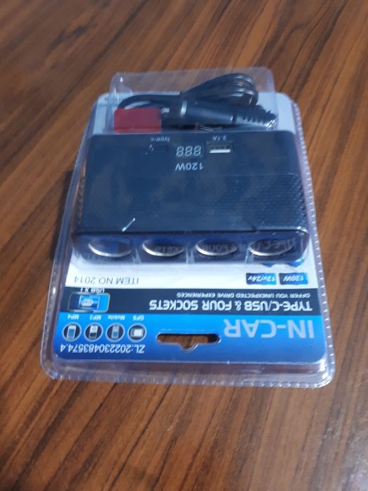 Автомобильный зарядное устройство 6/1