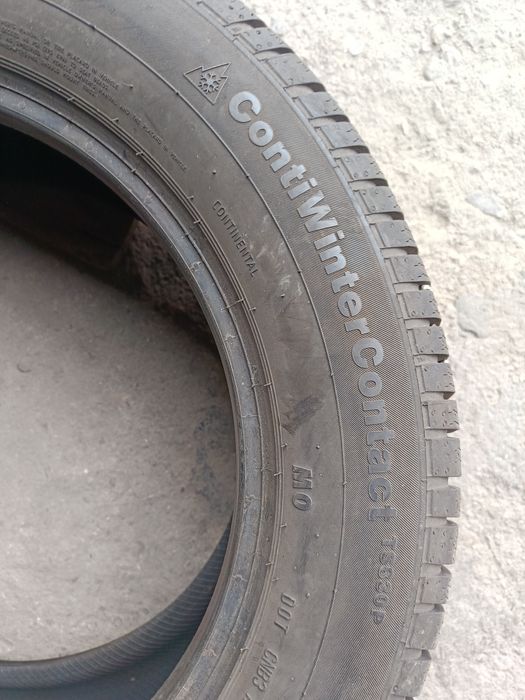 Зимни гуми -16цола -215/55-1бр.-65лв."CONTINENTAL"