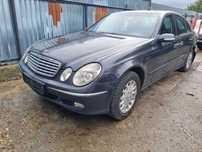 Dezmembrez Mercedes E class E220 W211