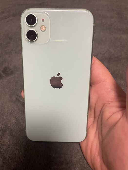 Iphone 11 64gb работи перфектно