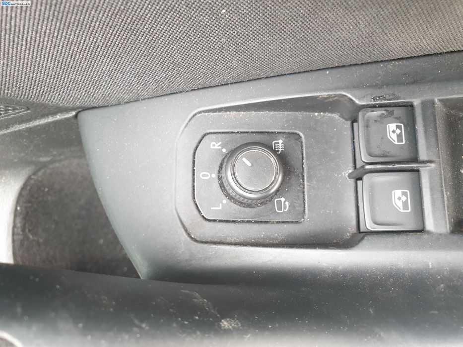 Buton Reglaj Oglinzi Electrice cu Incalzire si Rabatare Volkswagen Passat B8 2015 - 2020 [K4692]